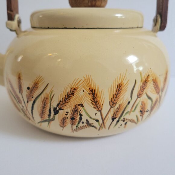 Vintage Enamel & Wood Handled Teapot With Wheat Design - Picture 8 of 9